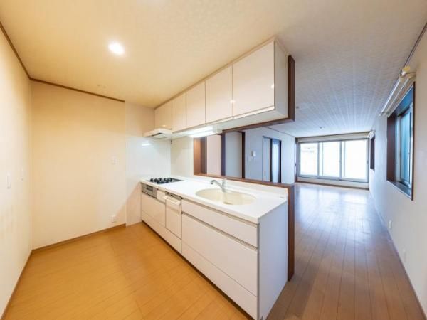 3LDK Detached House for Sale in Nishiyodogawa, Osaka - Thumbnail 4