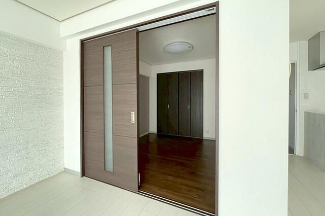 2LDK Apartment for Sale in Takasaki, Gunma - SRC Building - Thumbnail 3