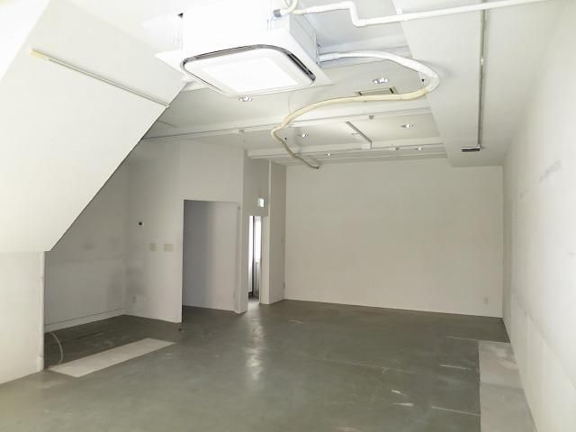 Commercial Maisonette for Rent in Nagano City, Nagano - Thumbnail 2