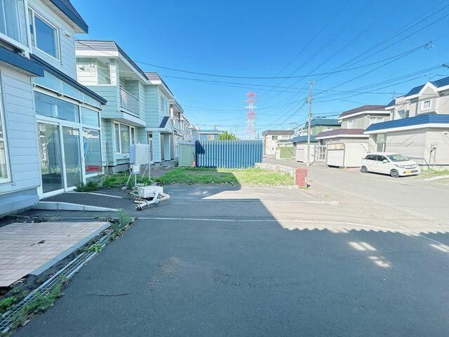 Renovated 3LDK House in Quiet Teine-ku, Sapporo - Thumbnail 2