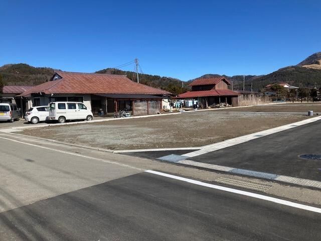 Residential Land for Sale in Oshino Village, Yamanashi | 285.68 sqm - Thumbnail 2