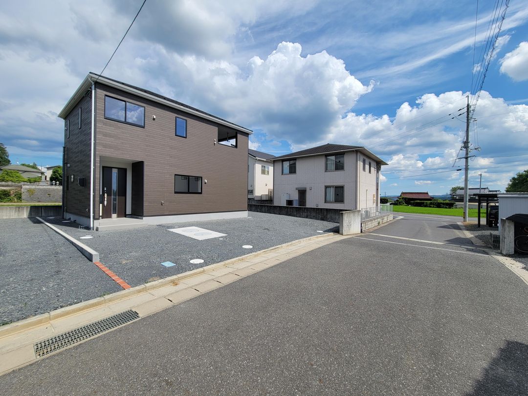 New 4LDK House in Tsuyama, Okayama with ZEH Standards - Main Image