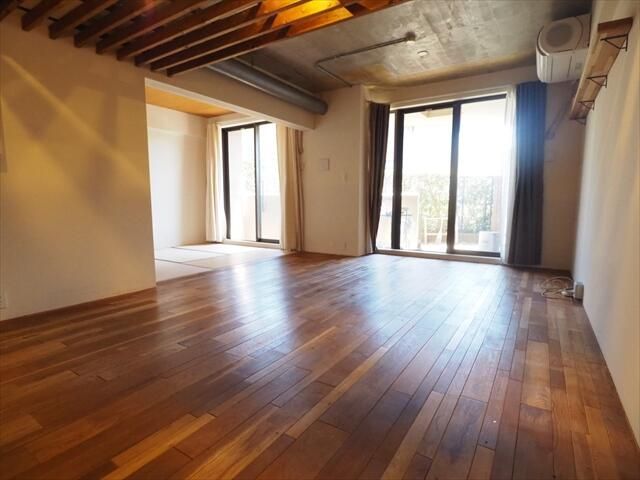 2SLDK 71m² Condo for Sale in Miyamae-ku, Kawasaki - Thumbnail 3