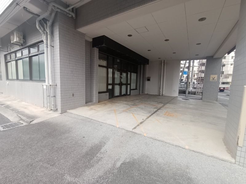 Sun Heights Higa Commercial Apartment Building for Sale in Naha - Thumbnail 2