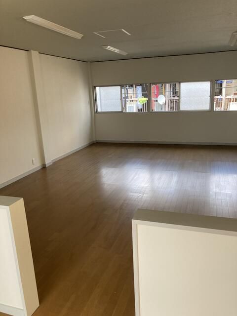 Commercial Space for Rent in Saitama City, 48.6 sqm - Thumbnail 2