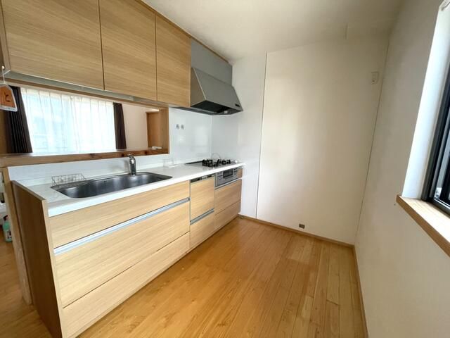 5SLDK House for Sale in Kumamoto City Higashi Ward, 144.5㎡ - Thumbnail 3
