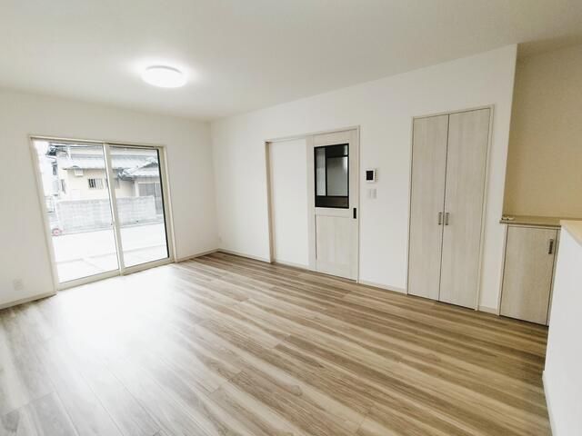 New 3LDK House for Sale in Imabari, Ehime - 2025 Build - Thumbnail 4