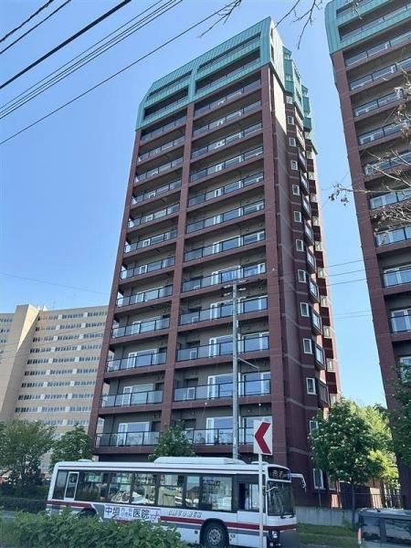 Bay City Garden Otaru Front C 3LDK Condo for Sale in Hokkaido - Image 1