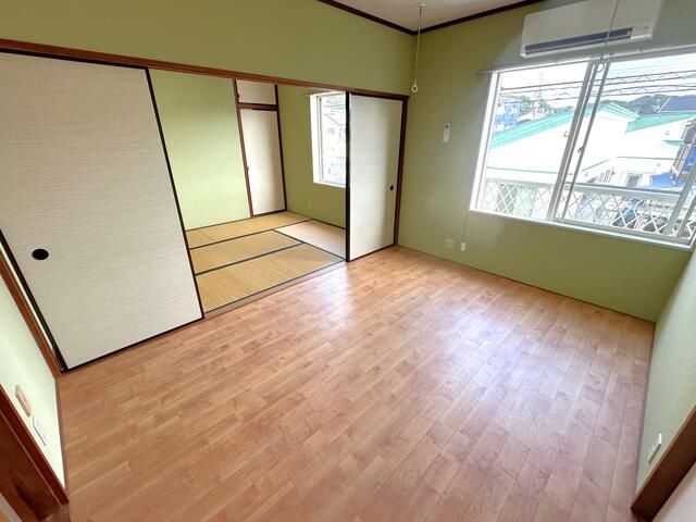 2DK Apartment for Rent Near Katsuura Station in Chiba - Thumbnail 2