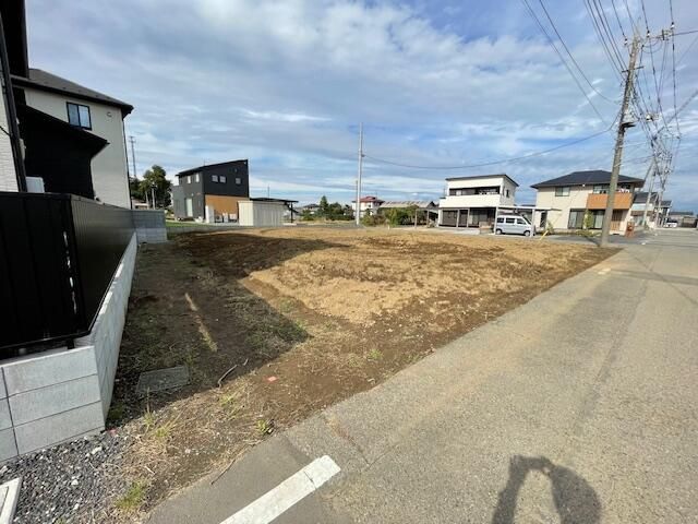Land for Sale in Ota City, Gunma - 421 sqm Corner Lot - Thumbnail 2