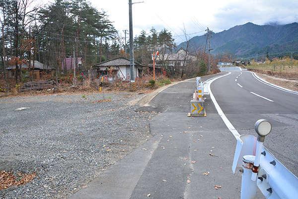Land along the foot of the mountain line at the northern end of Hotaka - Thumbnail 2