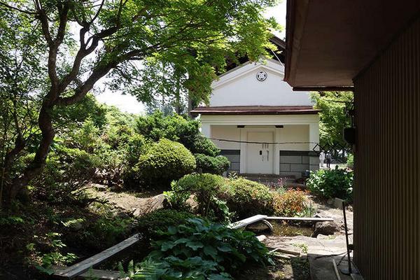 A house on the hill of Yukunimura, overlooking Mt. Iide and overlooking the city of Kitakata - Thumbnail 2