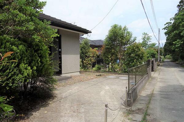 Traditional Japanese Home with River Views in Chichibu, Saitama - Thumbnail 3