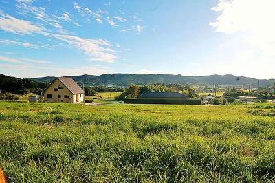 Coastal Home with Garden Plot in Shirako, 6km from Beach — Image 1, Shirako, Chiba
