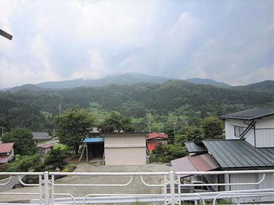 Traditional Japanese Home with Gate House Near Taneyama Highlands — Image 3, Oshu, Iwate