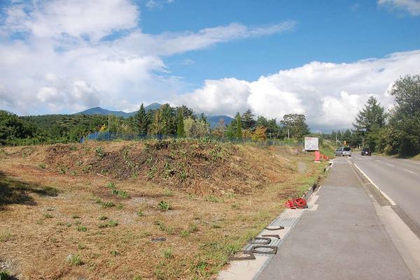 Approximately 3 minutes on foot from Sakai Elementary School, residential land with vegetable garden (C section) - Thumbnail 2