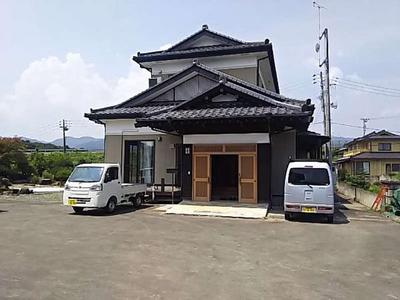 Spacious Hilltop Home with Annex in Kesennuma, Miyagi Prefecture — Image 1, Kesennuma, Miyagi
