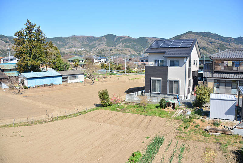 Creative Workspace Home in Yokoze, Saitama - 118m² on Large Plot - Thumbnail 2