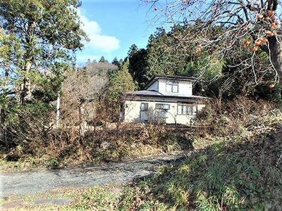A house with a vegetable garden on a peaceful hill — Image 1, Hanamaki, Iwate