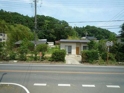 A small beauty house in front of the bus stop — Image 1, Hokota, Ibaraki