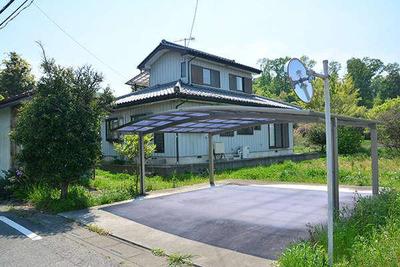 A two-story building with a barrier-free renovation with a long view of the mountains of Kamis state — Image 2, Honjo, Saitama