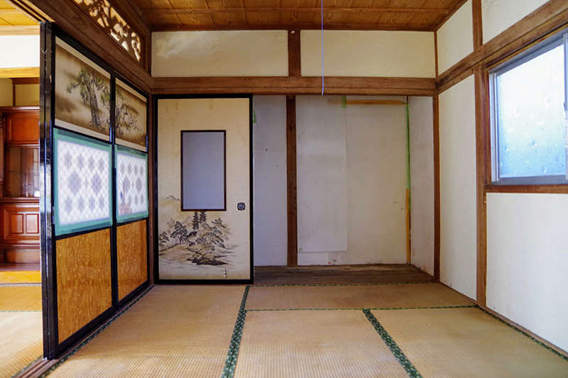 Pet-Friendly Log House Villa in Yamanashi Highland Area - Thumbnail 4