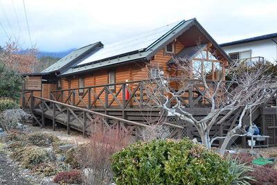 A playful Scandinavian log house built on a hill overlooking the countryside — Image 1, Matsukawa, Nagano