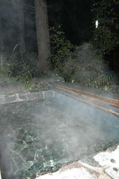 Land with a shared open-air bath in the starry sky — Image 1, Katashina, Gunma