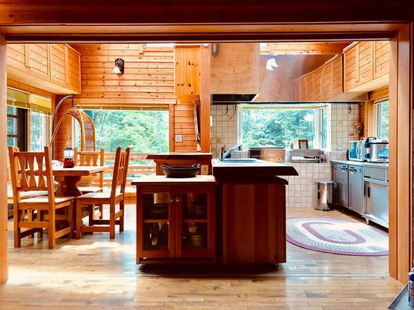 Mountain Villa with Fireplace Near Shosenkyo Gorge, Yamanashi - Thumbnail 4