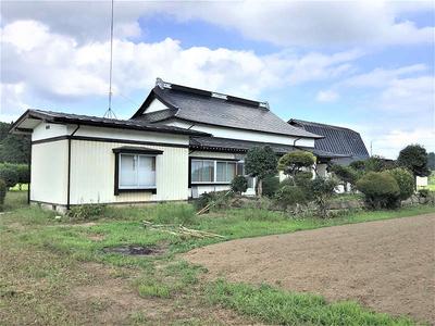 a 153-year-old farmhouse built in the peaceful countryside — Image 2, Oshu, Iwate