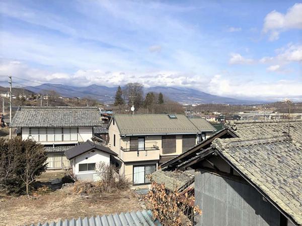 Nordic-Style Forest Home in Aoki Village, Nagano - Thumbnail 4