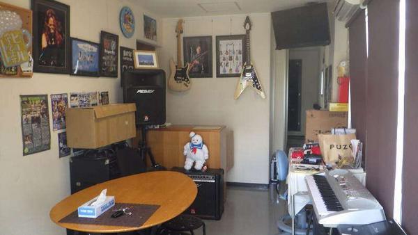 Hotani Popular Areas! A three-story door-to-door building! 1st floor: Rental studio, 2nd floor, 3rd floor (2LDK) used for residence. Just around the line from Route 58! It can be used as a rental combination house! Rent income 3 million per year (yield 5. 6% prospect - Thumbnail 4