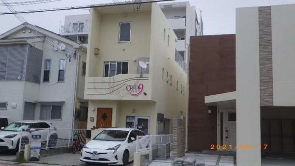 Hotani Popular Areas! A three-story door-to-door building! 1st floor: Rental studio, 2nd floor, 3rd floor (2LDK) used for residence. Just around the line from Route 58! It can be used as a rental combination house! Rent income 3 million per year (yield 5. 6% prospect - Thumbnail 2