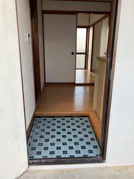 2LDK Apartment for Rent in Urasoe City, Okinawa - Thumbnail 4