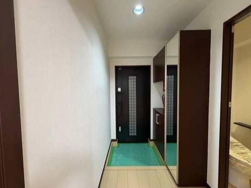 4LDK Apartment for Rent in Naha City, Okinawa - Thumbnail 3