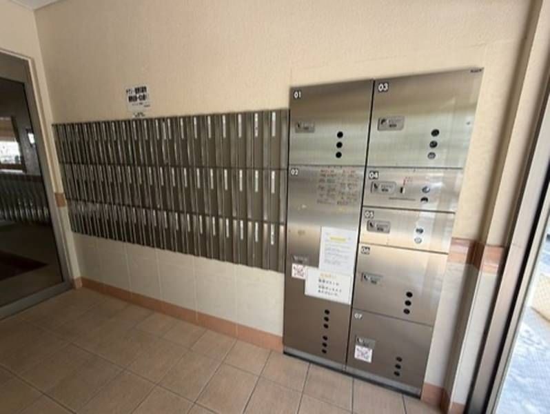 4LDK Apartment for Rent in Naha City, Okinawa - Thumbnail 2