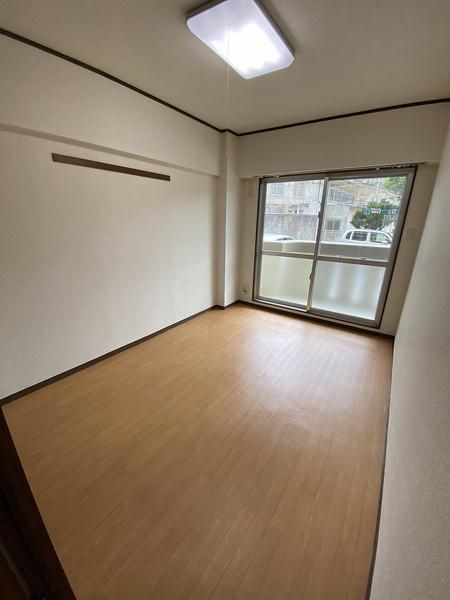 2LDK Apartment for Rent in Uruma City, Okinawa - Ammenity Life - Thumbnail 3