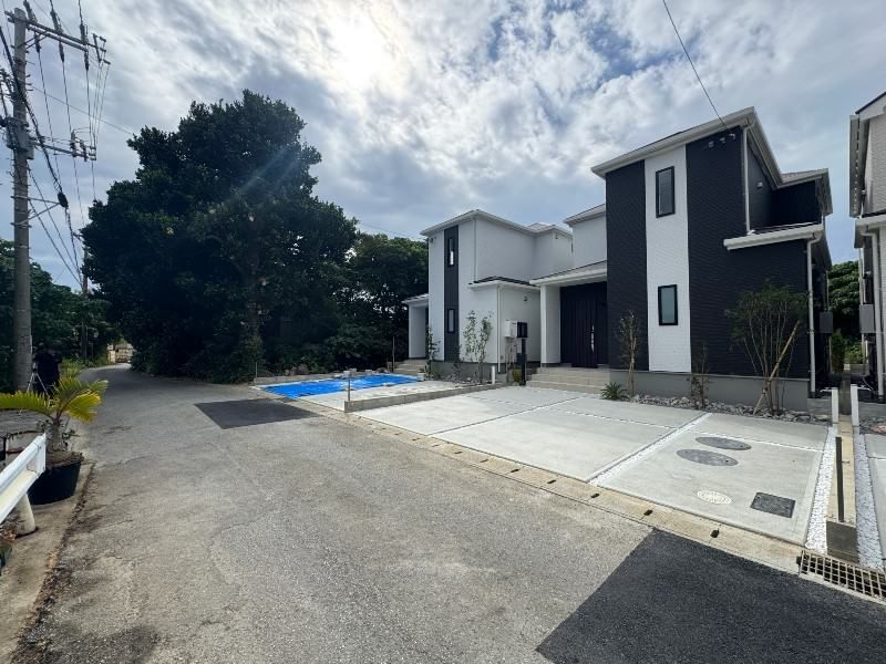 New 4LDK Wooden House in Uruma City, Okinawa for 29.9M Yen - Thumbnail 2