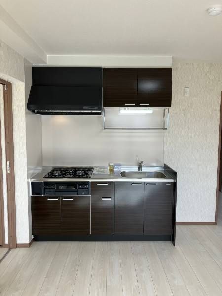 Seaside Miyagi 3LDK Apartment for Rent in Higashi, Okinawa - Thumbnail 3