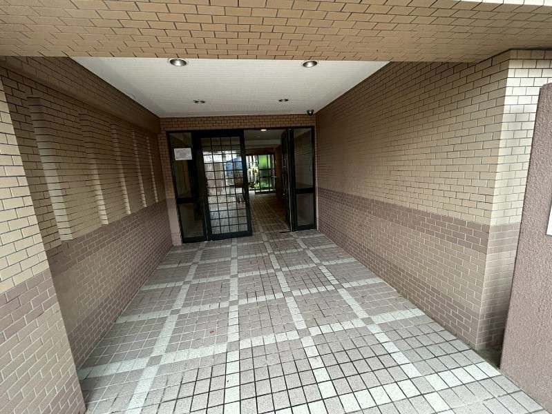 3LDK Apartment for Sale in Naha, Okinawa - 65.38 sqm - Thumbnail 4