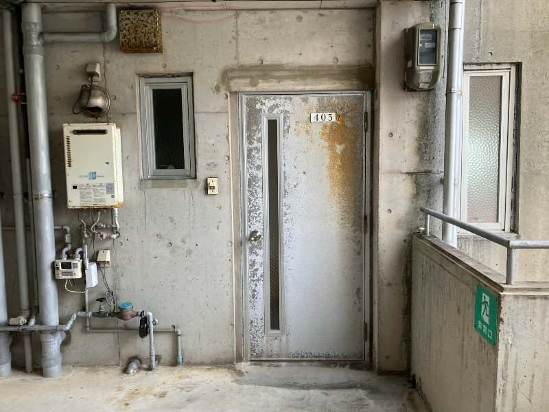1R Apartment for Rent in Urasoe City, Okinawa - 32.93 sqm - Thumbnail 3