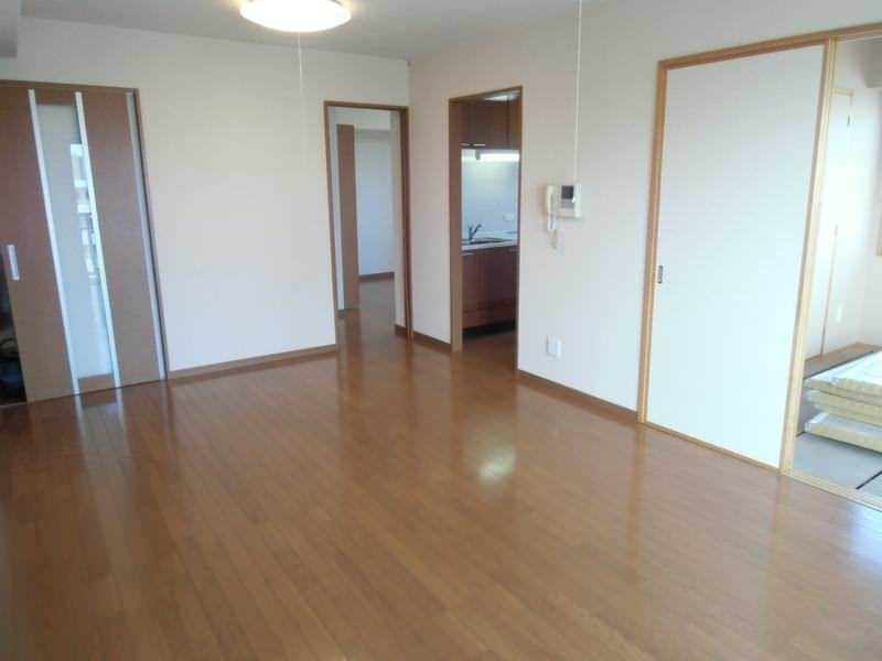 3LDK Apartment for Rent in Naha, Okinawa - 69.93 sqm - Thumbnail 4