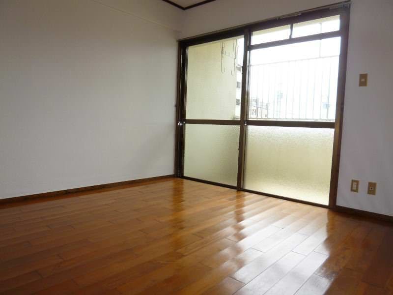 Student 1R Apartment near University of the Ryukyus, Ginowan - Thumbnail 4