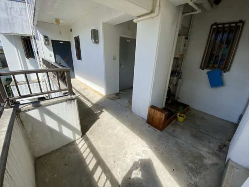 2LDK Apartment for Rent in Izo, Urasoe City - Thumbnail 3