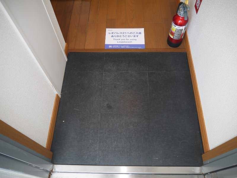 Leopalace Hanafu 1K Furnished Apartment for Rent in Chatan, Okinawa - Thumbnail 3
