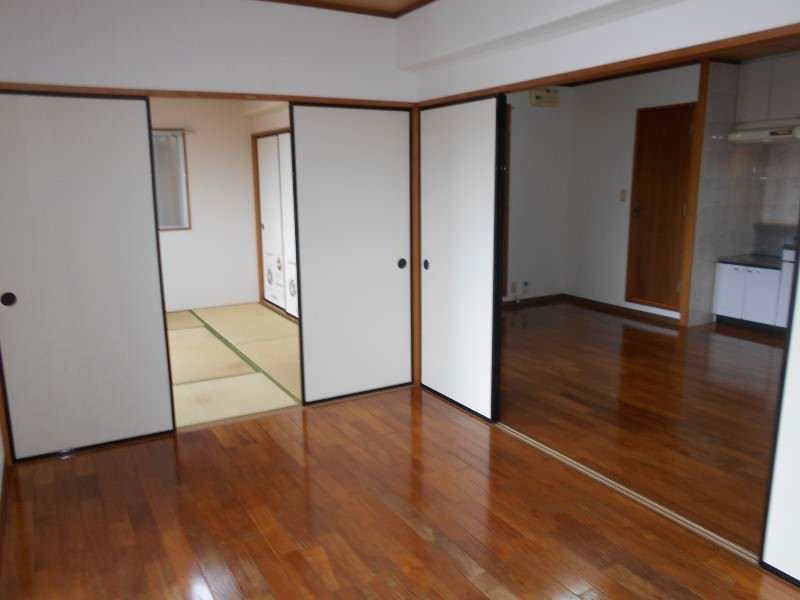 2LDK Apartment for Rent in Nago City, Okinawa - 50.19 sqm - Thumbnail 3