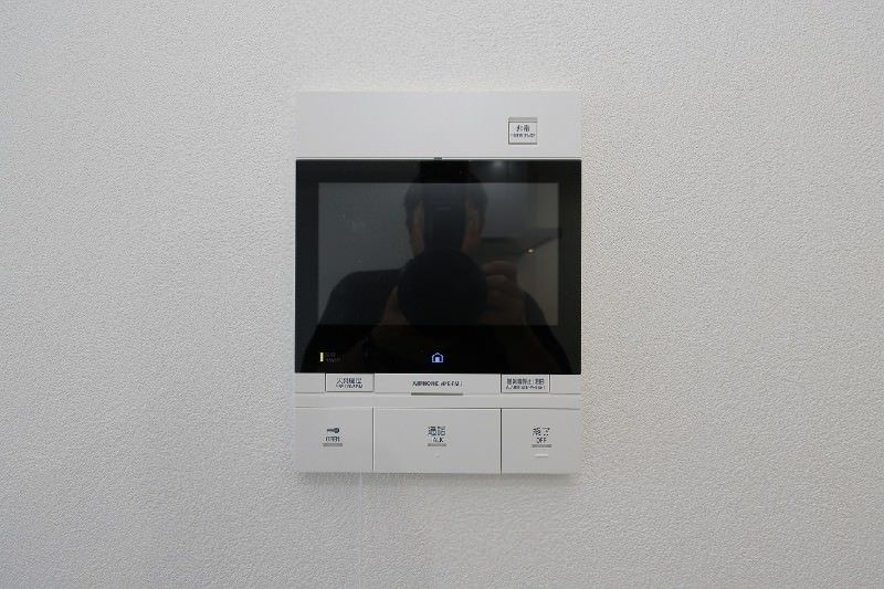 Modern 1LDK Apartment for Rent in Naha City, Okinawa - Thumbnail 3