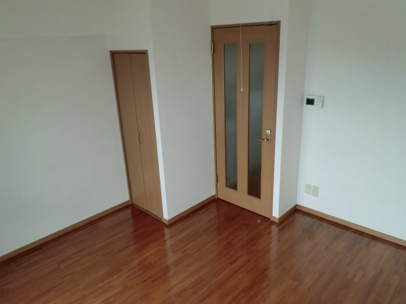 1K Apartment for Rent in Kin Town, Okinawa with Sea Views - Thumbnail 4