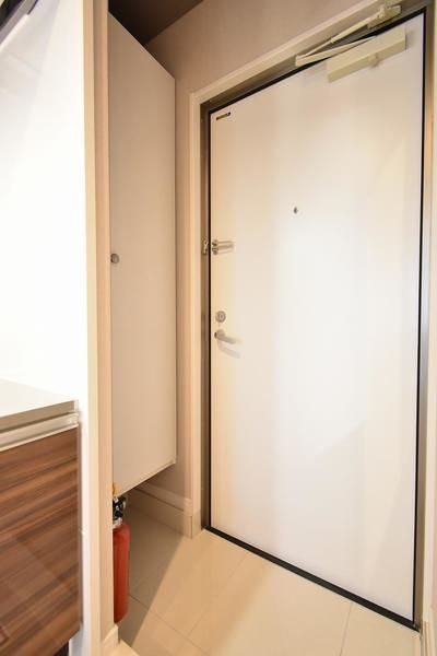 1K Apartment for Rent in Naha, Okinawa - Near Asahibashi Station - Thumbnail 3