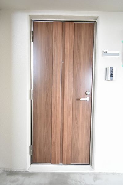 1K Apartment for Rent in Naha, Okinawa - Near Asahibashi Station - Thumbnail 2